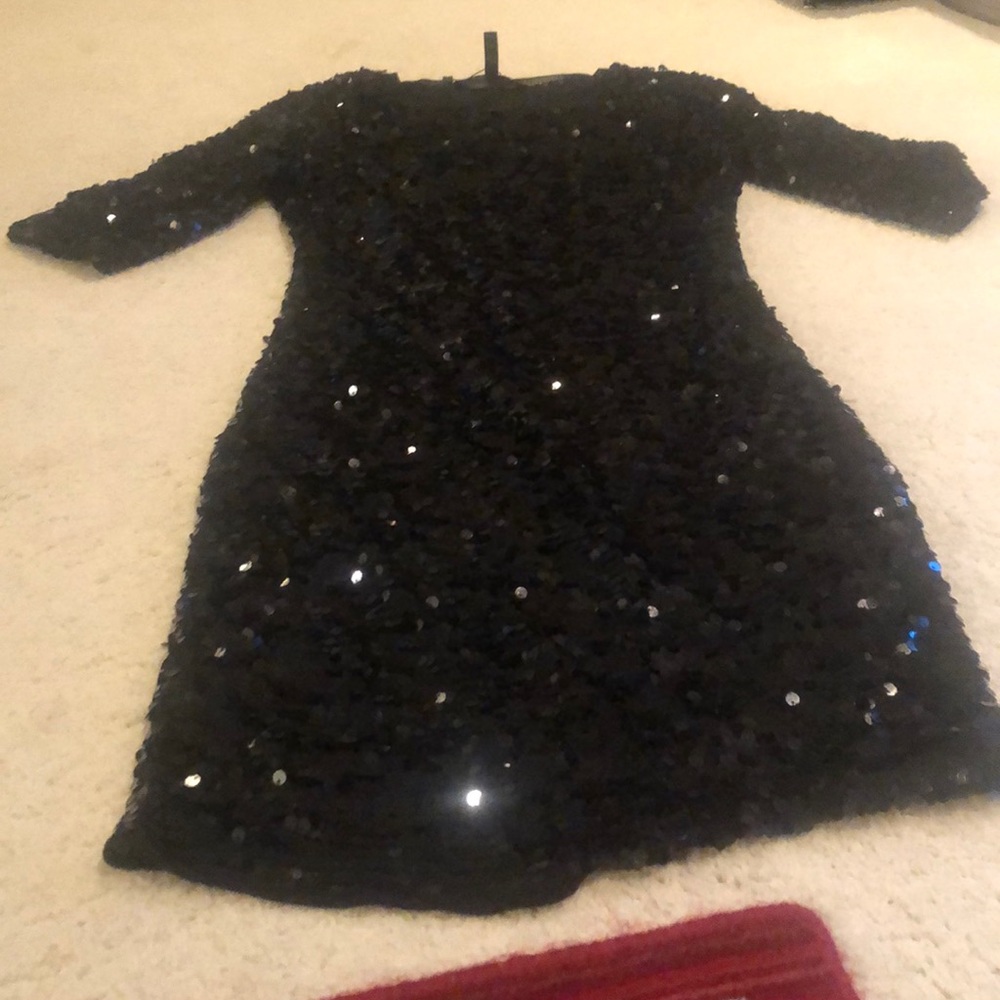 black sequin bcbgmaxazria dress size medium